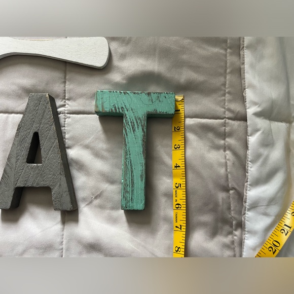 Rustic "EAT" Sign with Utensils - Picture 5 of 7